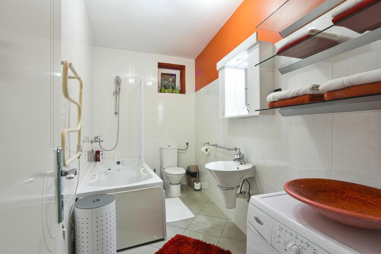 Apartments Villa Graf Smederevo Exteriör bild